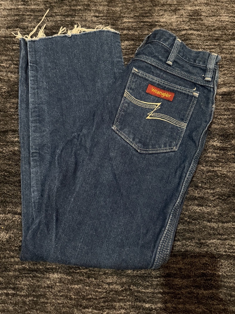 Vintage Wrangler women’s  Indigo Straight-Leg Denim Jeans